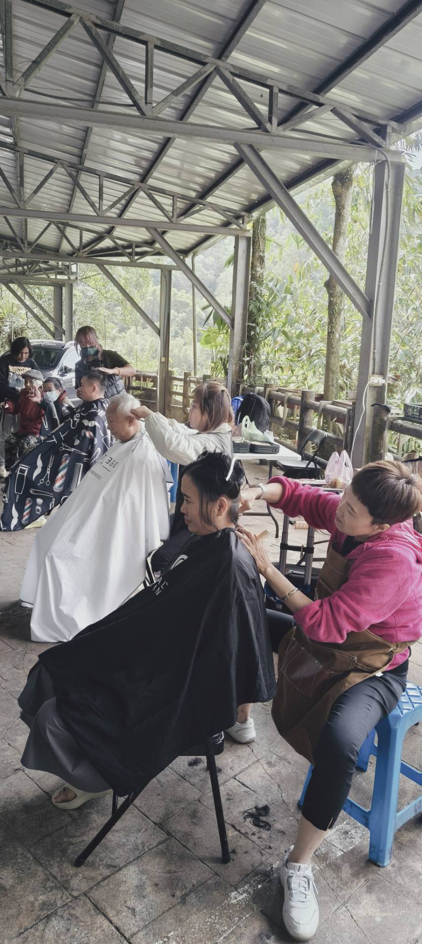 1126-菁桐社區手心向下義剪活動