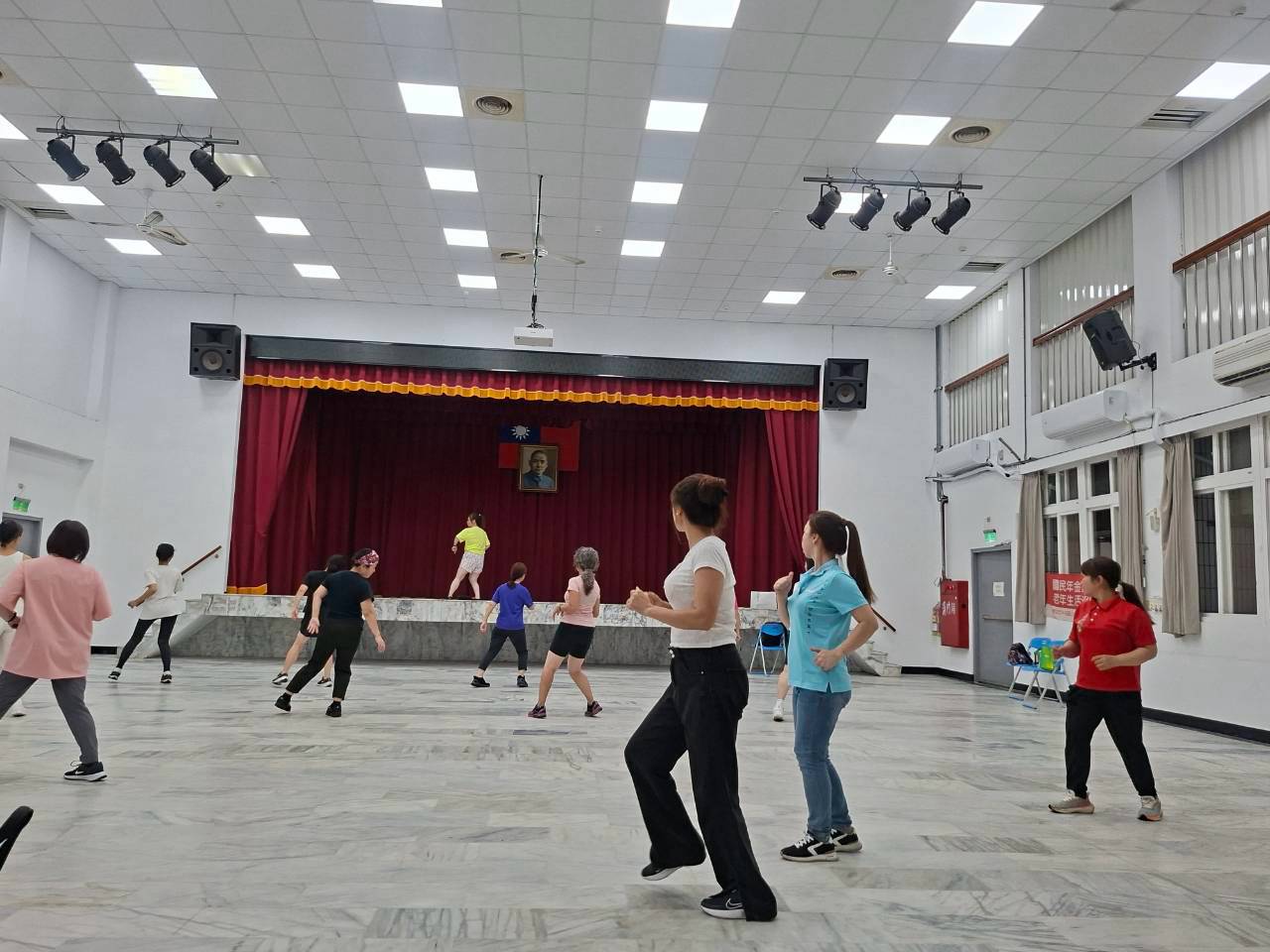 新北市第15屆婦女大學(平溪分校秋季班)ZUMBA有氧課程01
